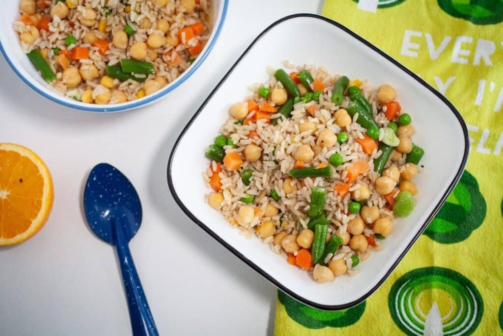 Brown rice pilaf with vegetables